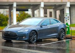 tesla pluie essuie glaces