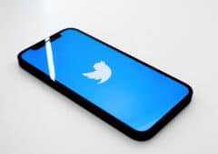 twitter smartphone